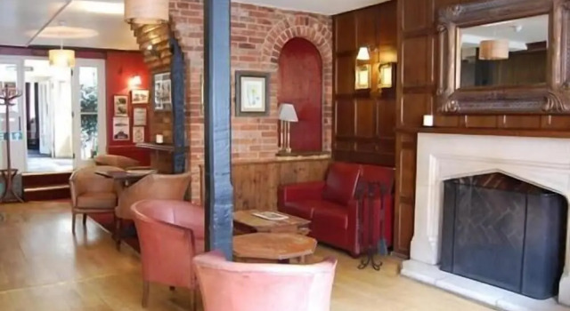 Saffron Hotel, Забронировать Отель Сафрон-Уолден Эссекс, рядом с Поместье Одли-Энд-хаус