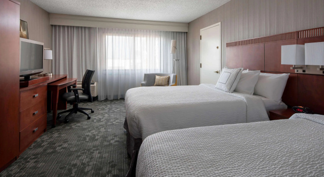 Четырёхместный номер Standard c 1 комнатой Sonesta Select Los Angeles Torrance South Bay