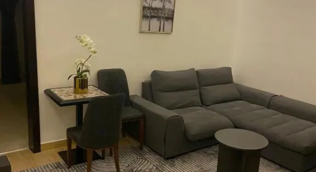 Полулюкс Riyadh Inn Hotel