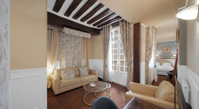 Трёхместный номер Standard Hotel de la Bretonnerie