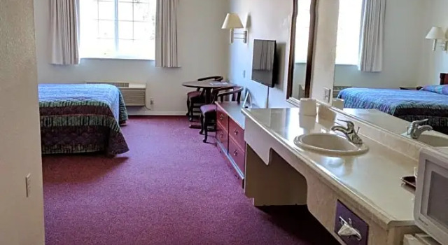 Номер Standard Lighthouse Inn