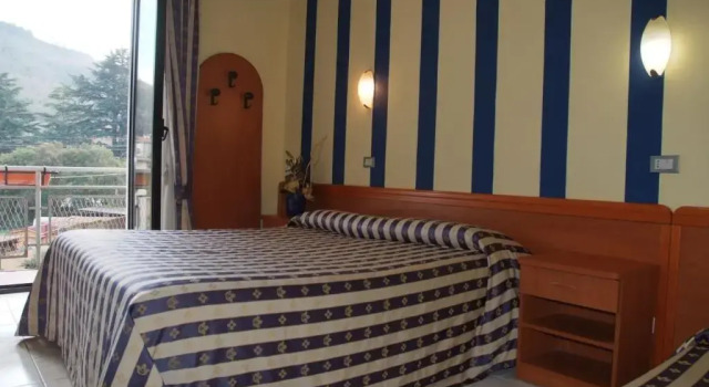 Трёхместный номер Standard Hotel Umbria Orvieto-Nuova Gestione