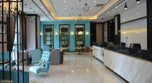 Xana Hotelle Changji Municipal International Plaza, Boek Hotel Changji Xinjiang