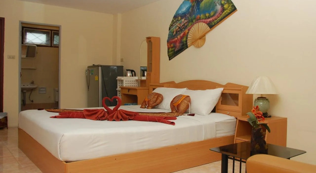 Sirikarn Residence and Luxury Apartments