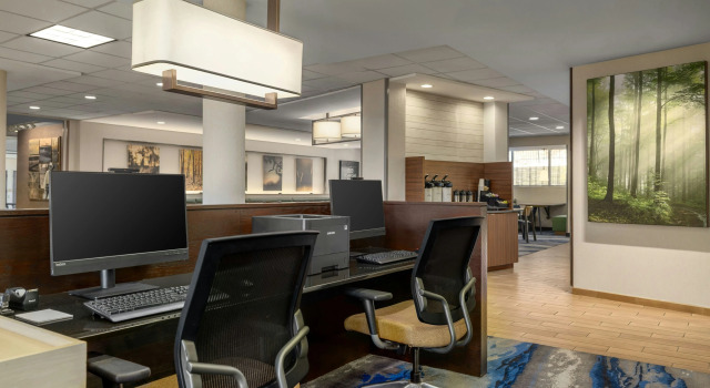 Fairfield Inn & Suites Athens