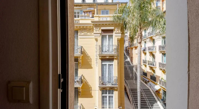 Over Monaco Apartment - 100m from Monaco - Roof Swimming Pool, Book Lejlighed Lejligheder i Tiree Island, Lejlighed