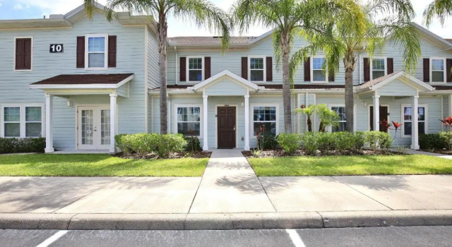 Коттедж 3 Bedroom townhouse in gated community with gym and pool 10 min to Disney