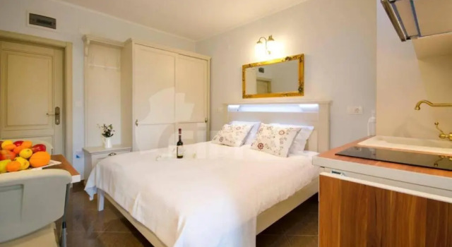 Studio Centener Rustico Gold, Забронировать Отель Ровинь Rovinj Riviera