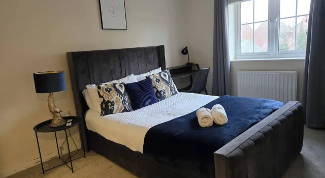 House - Sleeps 6 & Parking, Prenota Casa vacanze Hotel a Kent con parcheggio, Parcheggio