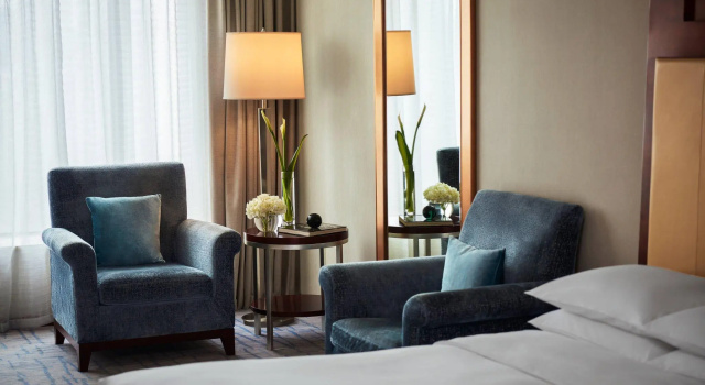 Четырёхместный номер Business с видом на город Renaissance Wuhan Hotel
