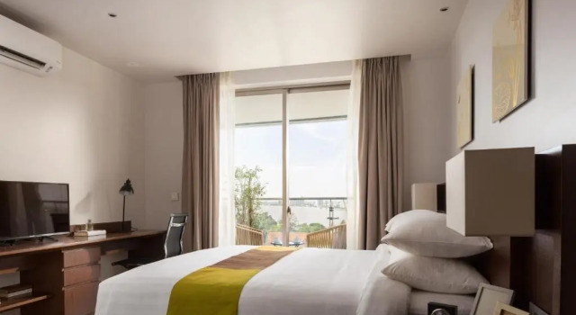 Люкс Hotel Emion Phnom Penh