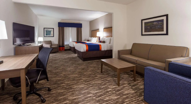 Люкс Best Western Plus Ardmore Inn & Suites
