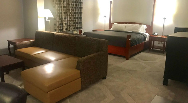 Двухместный люкс Days Inn by Wyndham Conneaut