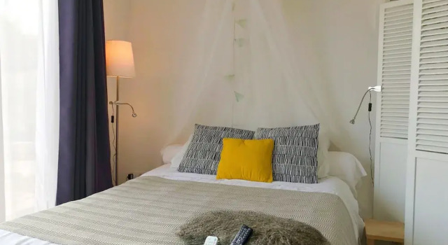 Tilley Lounge Cocoon, Book Hotel Fitou Corbières