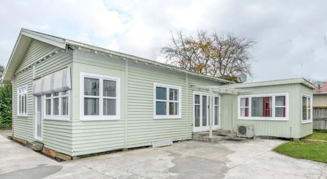 Family Home on Galloway, Rezerwuj Hotel Hamilton CBD 