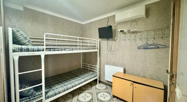 Хостел Тизори