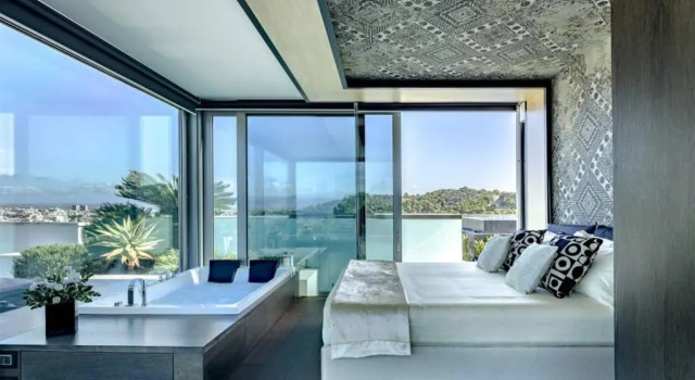 LUXURY PANORAMIC SUITE in CAGLIARI, Забронировать Апартаменты/квартира Отели Кальяри с парковкой, Парковка