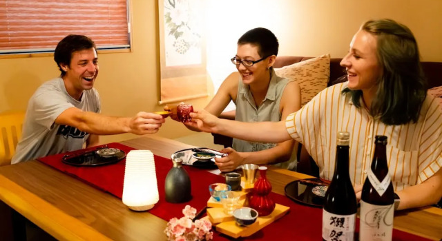 Sake House, Забронировать Дом для отпуска Коттеджи Осаки, рядом с Кидз Плаза, Коттедж