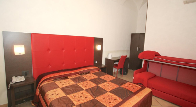 Sakura Inn Sanremo, Забронировать Отель Отели Сан-Ремо с парковкой, рядом с Sanremo Russian Church, Парковка