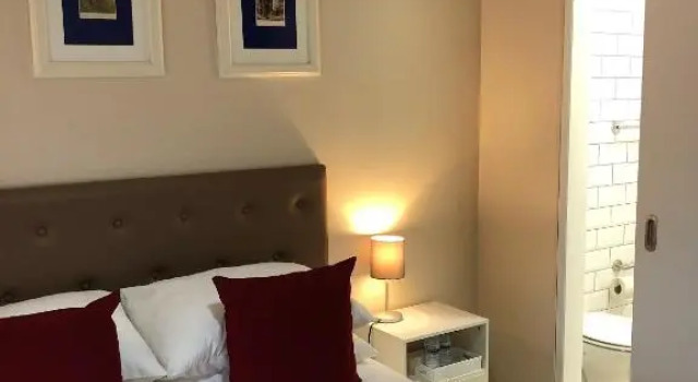 Двухместный номер Standard с видом на внутренний двор The Capital Boutique B&B