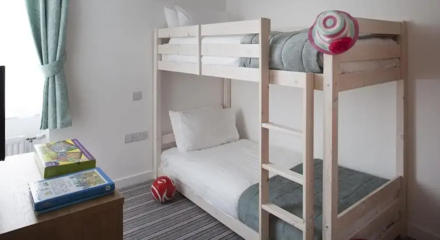 Номер Standard с 3 комнатами с балконом Falmouth Self Catering Lodges