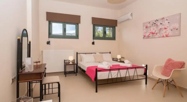 Villa Near Seaside Village With Pool, Забронировать Вилла Агия-Пелагия Центральный Крит