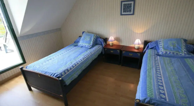 Scenic Villa in Moelan sur mer With Sauna
