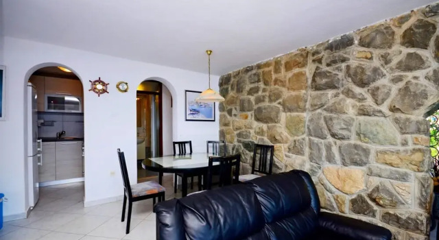 House Milovan, Rezerwuj Hotel Hotele w Split-Dalmatia County z parkingiem, Parking