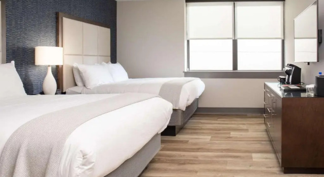 Четырёхместный номер Standard Haywood Park Hotel, an Ascend Collection Hotel