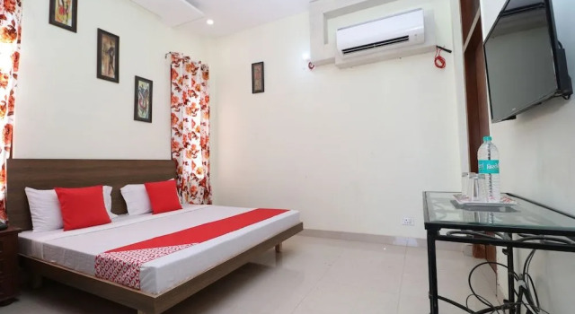 Oyo 24025 Sharan Square, Book Hotel Ludhiana Punjab