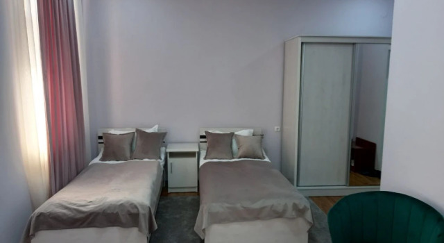 Nurshod Hotel, Prenota Hotel Hotel a Samarcanda con parcheggio, Parcheggio