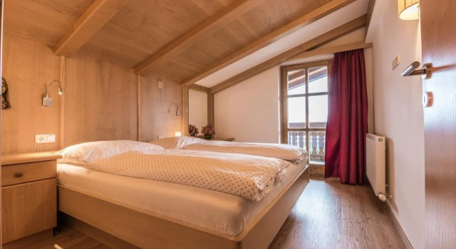 Gästehaus Vorderegger, Reserva ahora Hotel Wald im Pinzgau Zillertal Arena