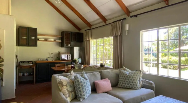 Yellowwoods Farm - POOL COTTAGE (self-catering), Reservar Estadia em quinta Curry's Post Midlands Meander