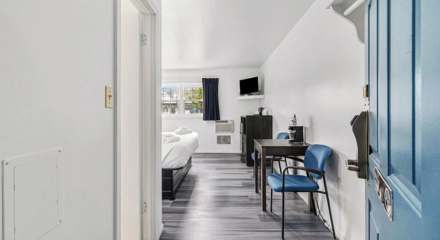 Двухместный номер Economy Snyders Shoreline Inn