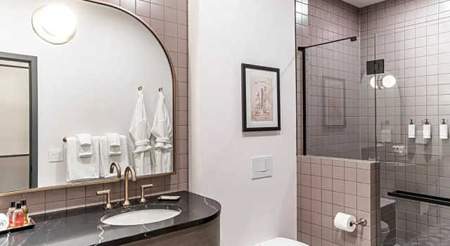 Номер Standard The Westley Calgary Downtown, Tapestry Collection By Hilton