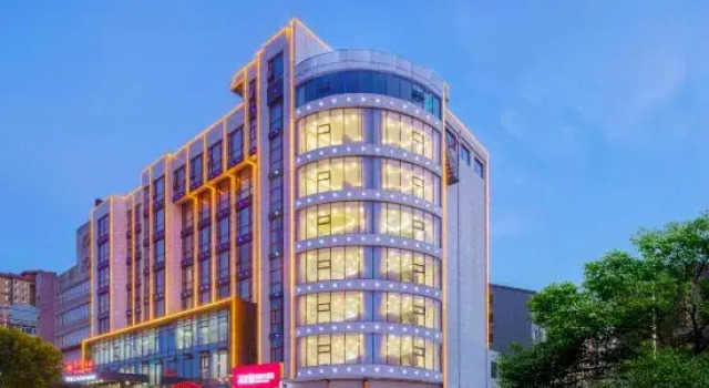 Zhuanghe Hualin Hotel
