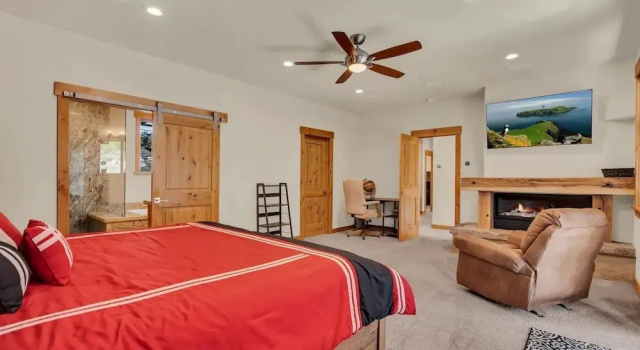 Коттедж с 5 комнатами 2566 Del Norte 5 Bedroom Home by RedAwning