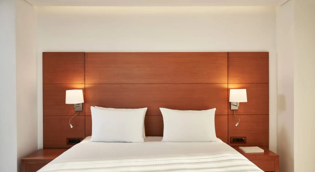 Люкс с 2 комнатами Bellevue On The Beach Suites