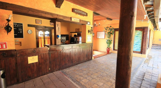 Hotel Plaza Santo Domingo, Забронировать Отель Отели Сан-Кристобаль-де-лас-Касас с парковкой, рядом с Central Plaza &amp; Park, Парковка