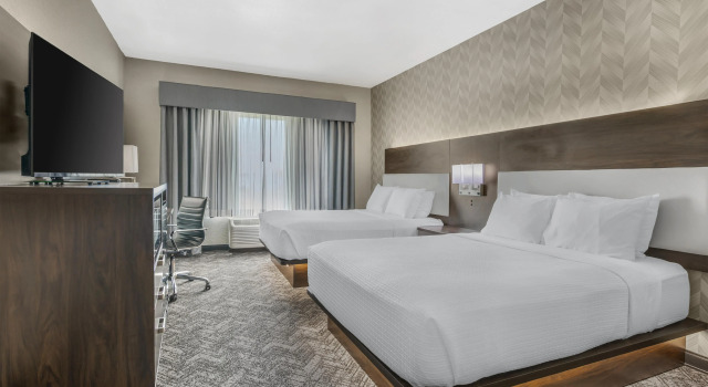 Четырёхместный люкс Best Western Plus Parkside Inn & Suites