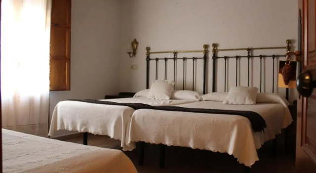 Трёхместный номер Standard Hotel La Villa
