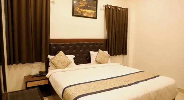 Ratnam Palace, Udipole Udaipur, Rezervovat Hotel Udajpur Rajasthan
