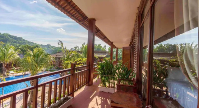 Двухместный номер Deluxe с видом на бассейн Phu Quoc Bambusa Resort