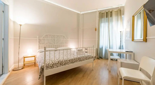 Двухместный номер Deluxe Un Attimo A Roma B&B