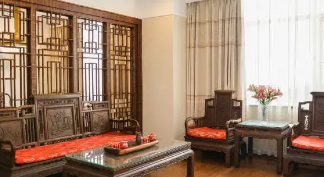 Семейный люкс с видом на море Golden Lotus Herton Seaview Hotel