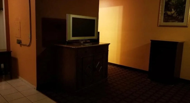 Sea-Tac Crest Motor Inn, Забронировать Отель Ситак штат Вашингтон