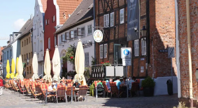 Hering Nähe Wismarer Markplatz - ABC204