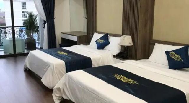 Четырёхместный номер Standard Huyen Nga Hotel