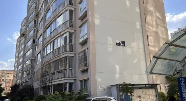 Artistic serendipity house on Dianchi Lake, Rezerwuj Hotel Hotele w Kunming z parkingiem, Parking