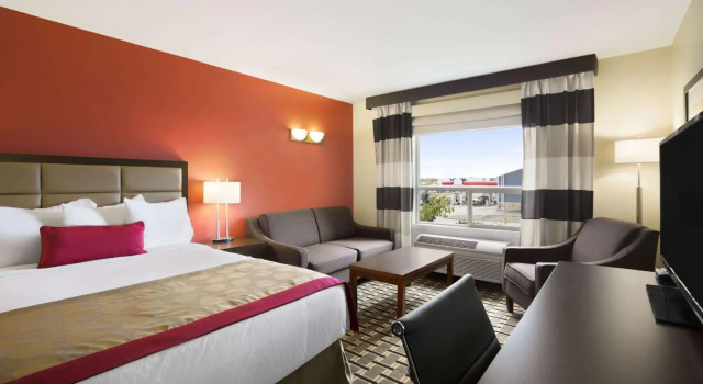 Standaard Tweepersoonskamer Ramada by Wyndham Edson